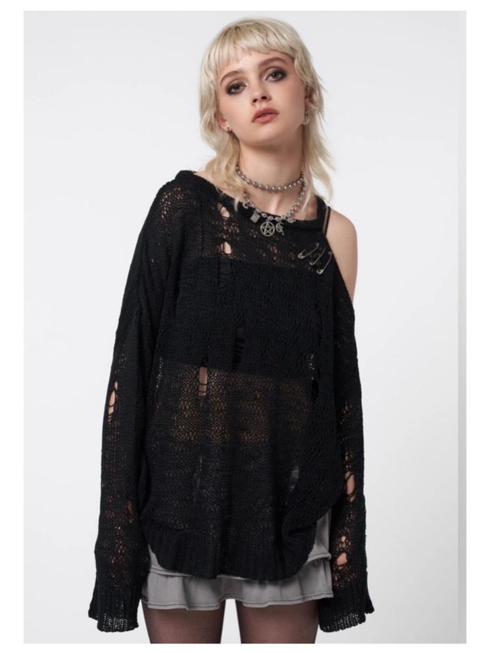 MINGA London Avril Distressed Cold Shoulder Sweater M (6) Black